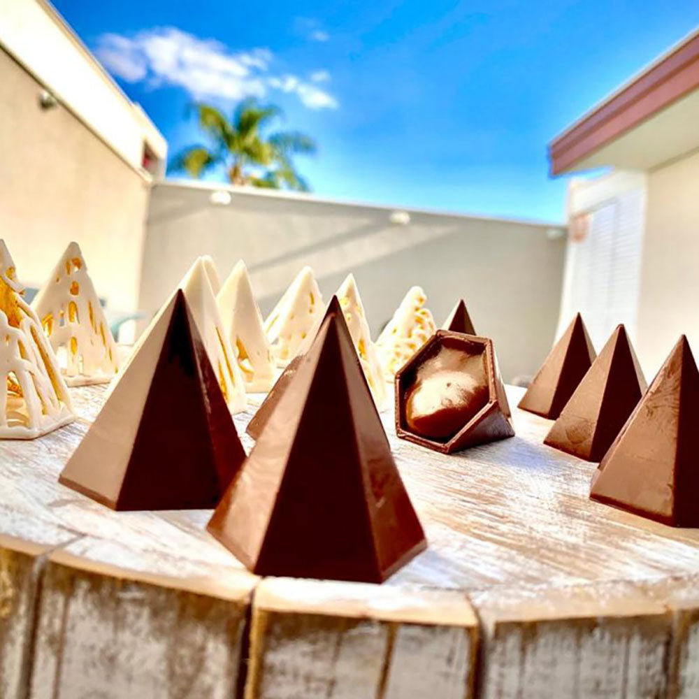 BWB 9780 Molde Pirámide hexagonal Especial 3 partes Forma con silicona para chocolate caliente de 8 Cavidades 7-20g Plástico PET Tridimensional Accesorios y utensilios de reposteria